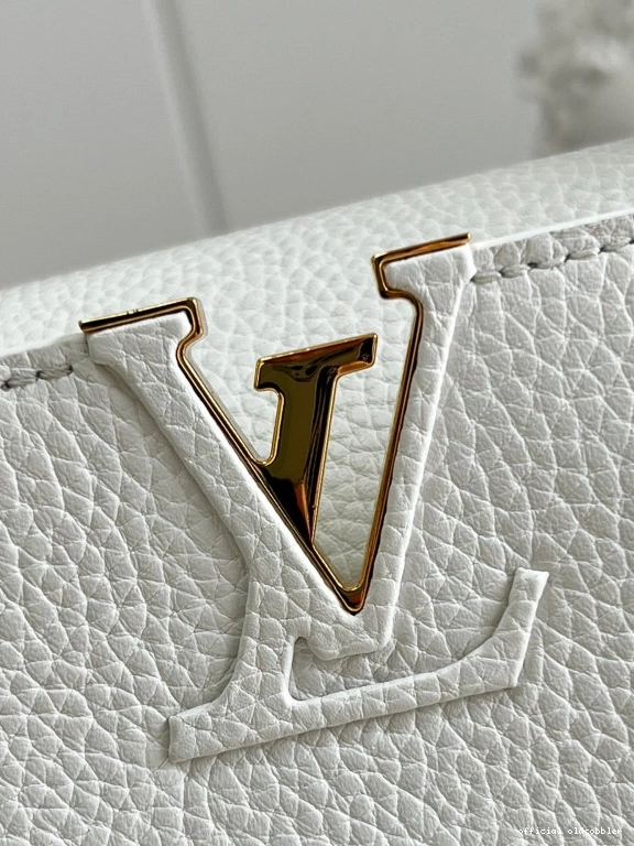 Official oldcobbler VUITTON LOUIS CAPUCINES BB 0713